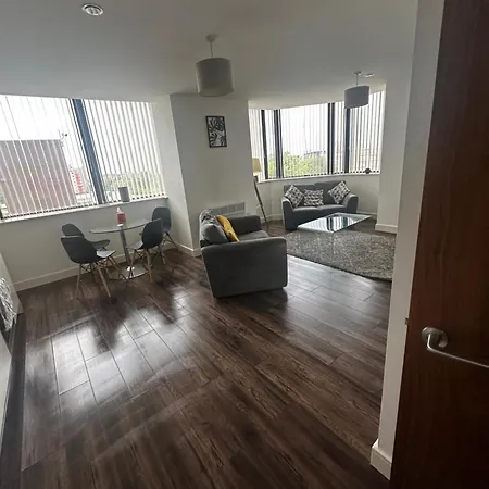 Modern 2-Bedroom Kingsize Apartment City Centre Birmingham Exterior photo